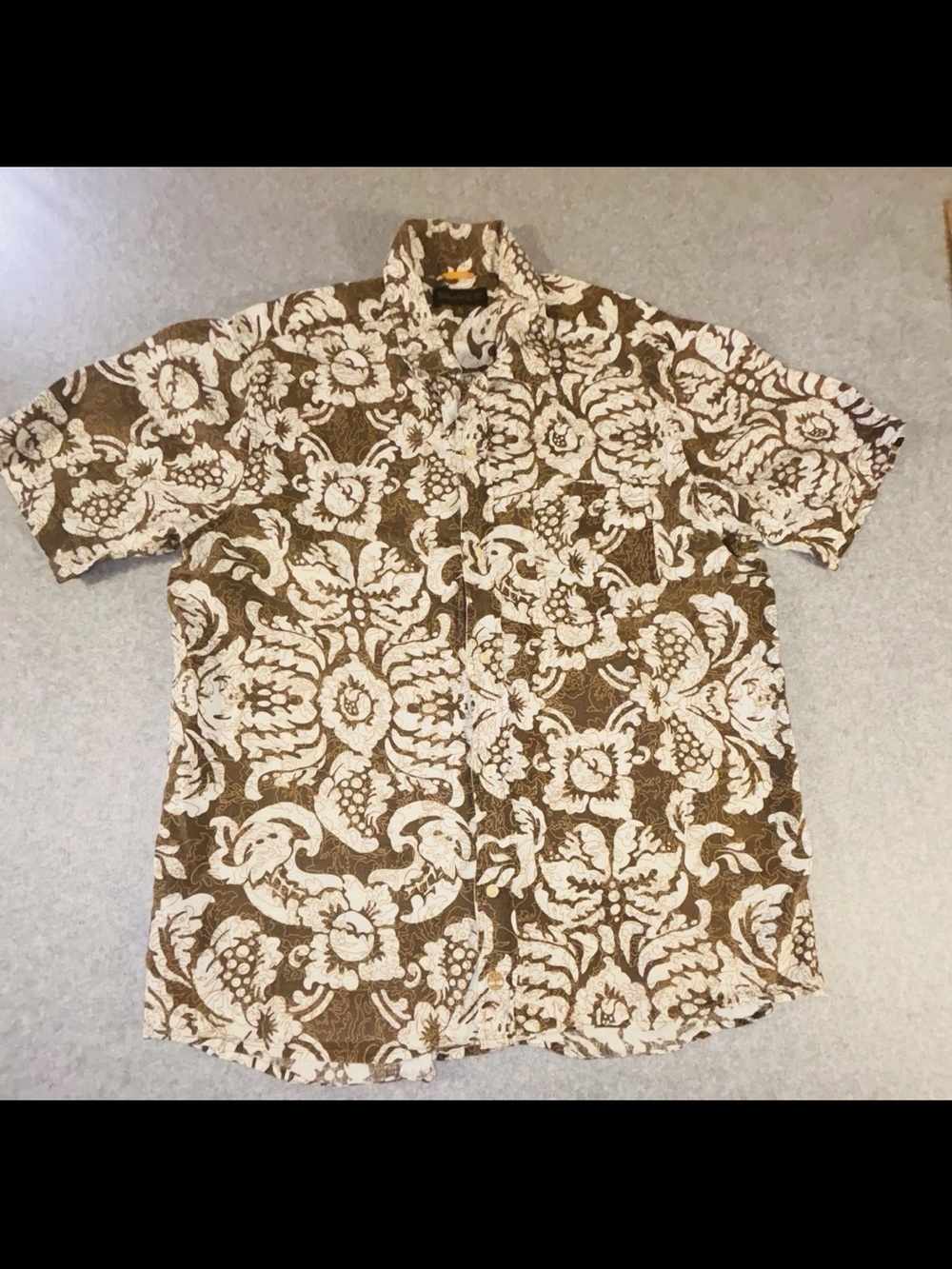 Timberland L NWOT Brown and White Linen Floral Button-Up Short Sleeve Shirt